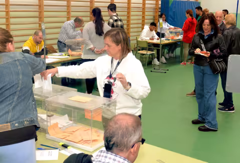 Votando