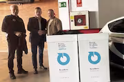 Reciclaje de ropa de policia