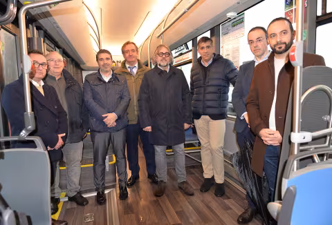 Foto grupo en el bus