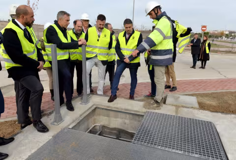 El alcalde visita los tanques